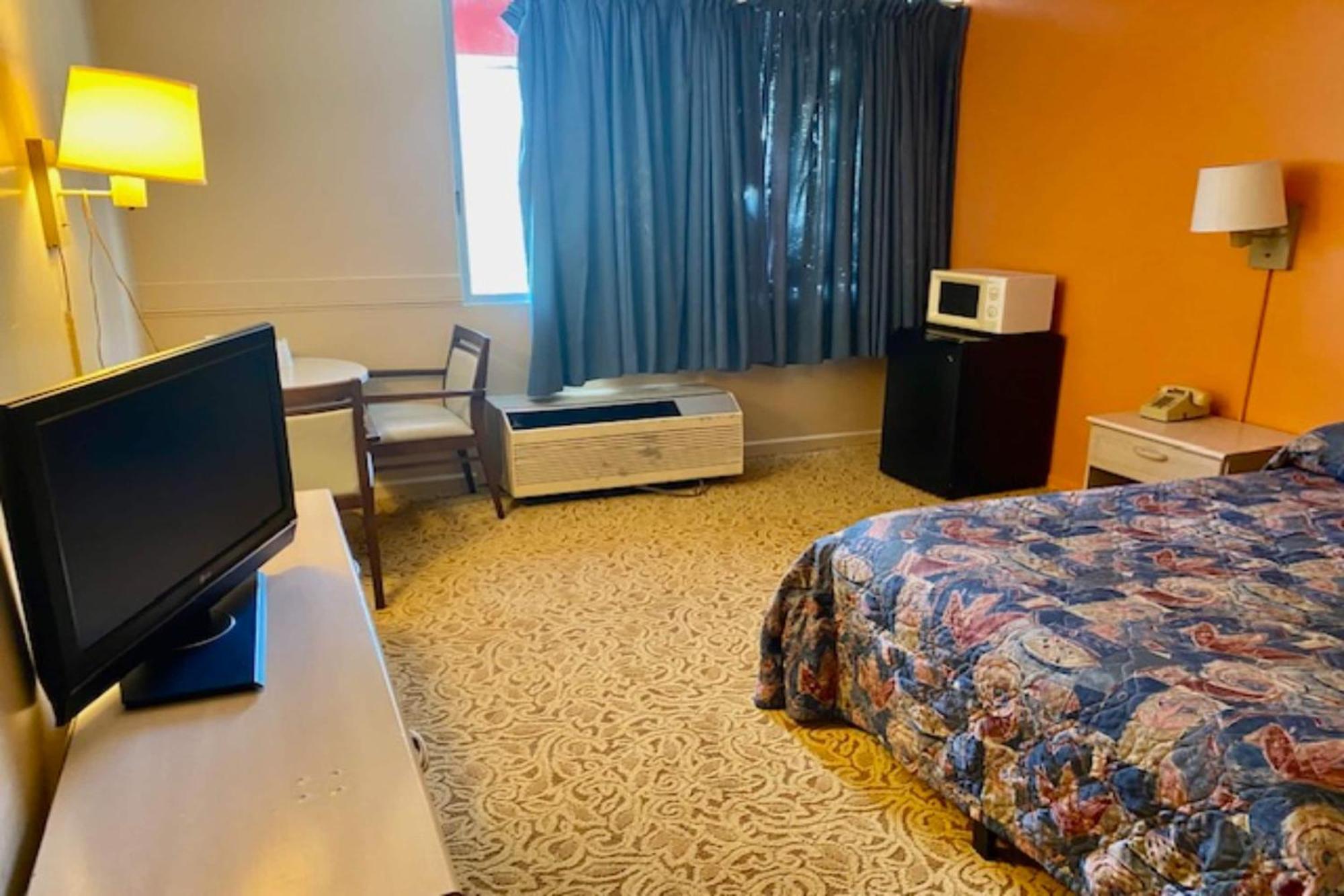 Red Carpet Inn & Suites Lima -Listing Partner מראה חיצוני תמונה