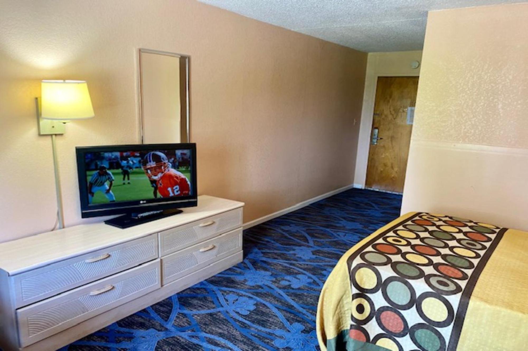 Red Carpet Inn & Suites Lima -Listing Partner מראה חיצוני תמונה
