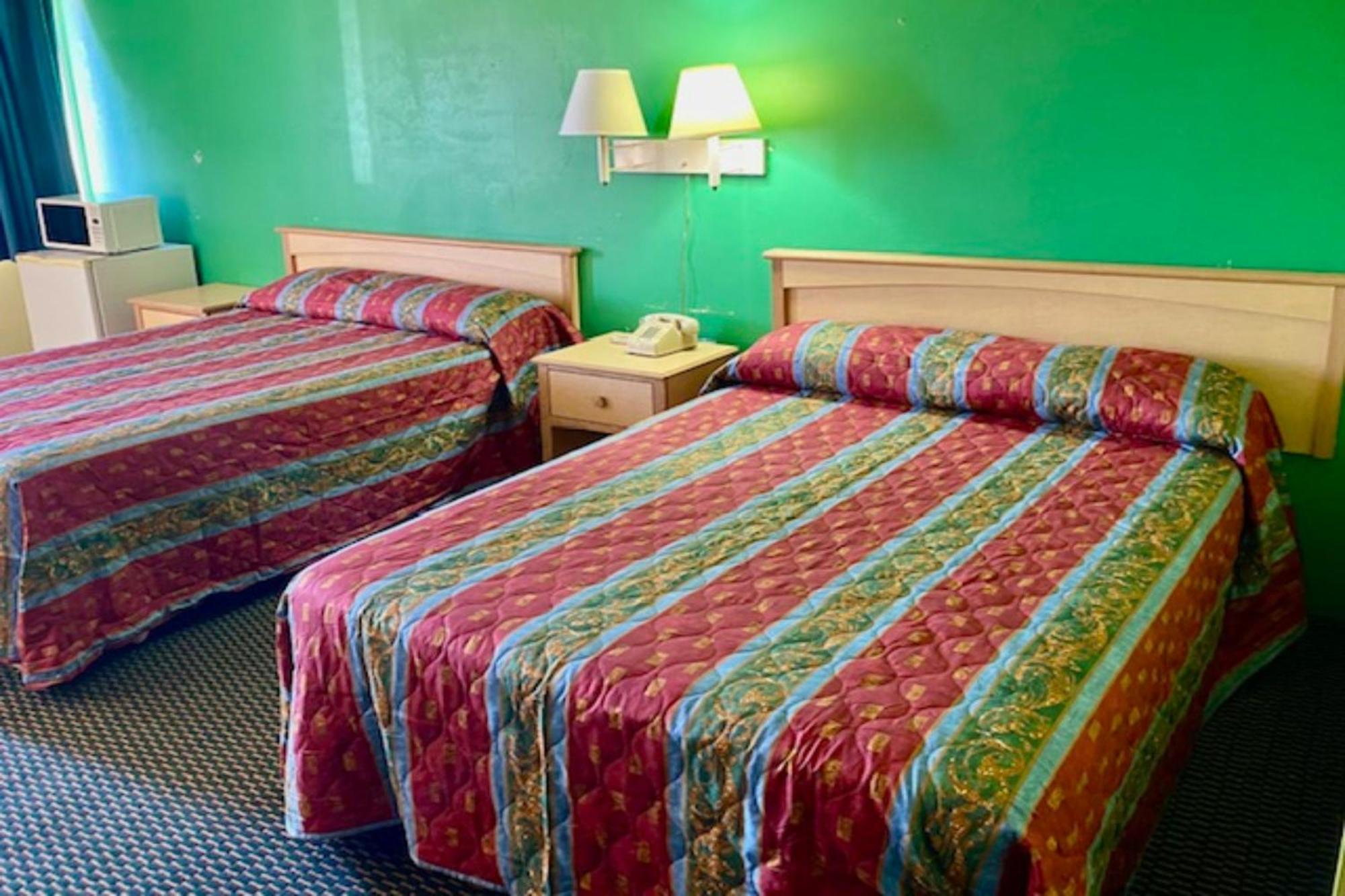 Red Carpet Inn & Suites Lima -Listing Partner מראה חיצוני תמונה