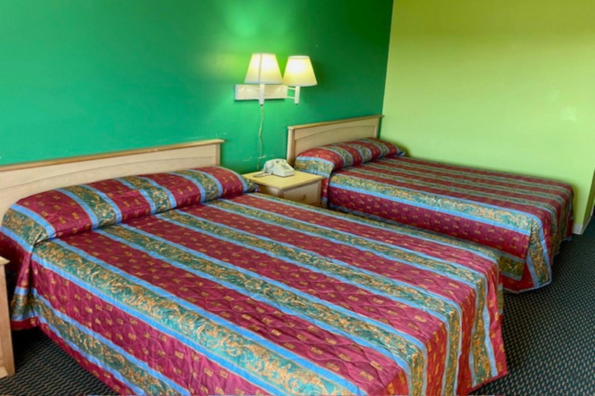 Red Carpet Inn & Suites Lima -Listing Partner מראה חיצוני תמונה
